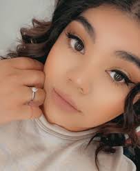 Celeste Lindsey (@m.ceste_) • Instagram photos and videos