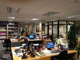 Scranton Pa Dunder Mifflin Google Search Office Set The Office Scranton
