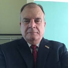 Lester Alsup's Instagram, Twitter & Facebook