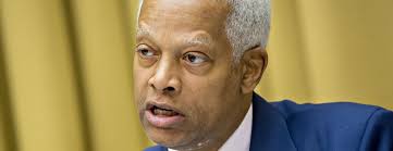 Democrat Sounds Alarm for Judiciary Over High Court Docket (1)