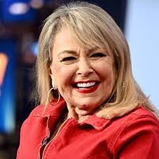 Darlene Healy's Instagram, Twitter & Facebook