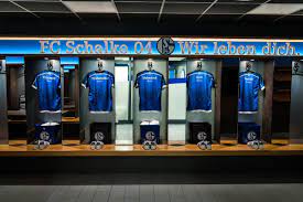 — schalke 04 esports (@s04esports) february 20, 2021. Schalke 04 Will Present League Of Legends Squad In Front Of Thousands Of Soccer Fans The Esports Observer