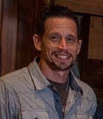 Jody Toms's Instagram, Twitter & Facebook