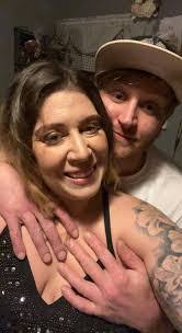 Jillian Snell's Instagram, Twitter & Facebook