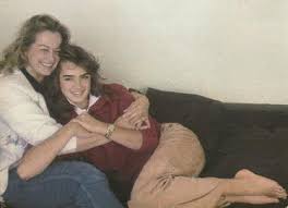 Brooke shields sugar n spice full pictures : Life Magazine America Falls For A Million Dollar Baby 905w 000 017