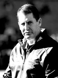 2 0 16 F R E M A N T L E D O C K E R S F O O T B A L L C L U B O F F IC IA  L Y E A R B O O K w w w .fre m a ntle fc .c o m .au