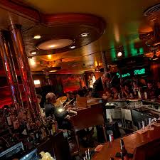 Paps is a local pub/sports bar and restaurant located in mount prospect, only minutes from chicago and the northwest suburbs. Green Mill Chicago 2021 All You Need To Know Before You Go With Photos Tripadvisor