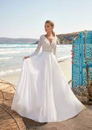 Dress' vintage paris vous souhaite la bienvenue. Herve Paris Bridal