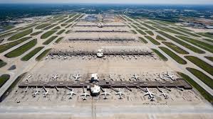 Potrivit proiectului, aeroportul de la beijing va primi 45 de. Top 10 Cele Mai Mari Aeroporturi Din Lume In 2018 Cotidianul