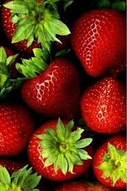 Pin By Claude Choueiri On Fruits Et Legumes Fruit Strawberry Plants Strawberry