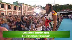 Direktsänds i tv4 & tv4 play. Lotta Engberg Kor Allsang Med Laten Ga Upp Och Prova Dina Vingar Tv4 Se