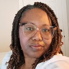 Regina Claxton's Instagram, Facebook & TikTok