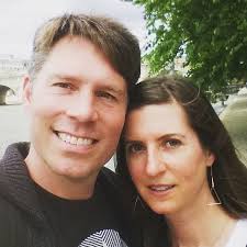 How do you open the bonnet if the release cable has broken