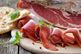 Ces Aliments Que L On Peut Manger Apres La Date De Peremption Food Powa Alimentation Recette Italienne Soupe En Brique