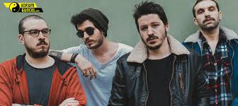 Sorusu magazin severler tarafından araştırma konusu oldu. Melek Mosso Kimdir Hayati Ve Muzik Kariyeri Yorum Guncel