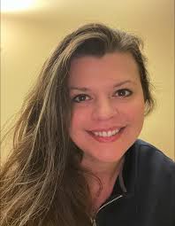 Weekends are boring lately, who wants to go theatre 😂 or come do YouTube  with my and my sister (shearmansiblings).. fun days out for YouTube @  dannyjshearman if you don't use this,