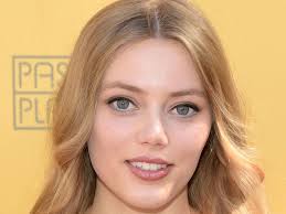 Who Is Grace Van Dien From 'Stranger Things' Season 4?