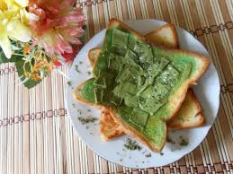 The dish is a popular breakfast food as well as tea time snack in countries like brunei, indonesia, and malaysia. Roti Bakar Tuna Mayo ä»»æŠ¹roti Bakar Tjiliwoengçš„å›¾ç‰‡ Tripadvisor