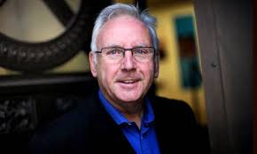Pete Waterman returns to the airwaves with Smooth Radio show