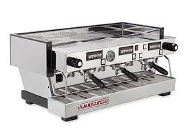 Just like you, we've ridden the waves of hype and excitement that come with new tech and modern designs. La Marzocco Linea Espresso Machine Jde Professional