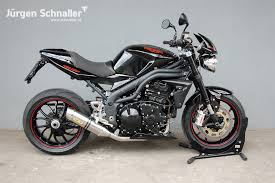 Fully adjustable rear shock is only fully adjustable if you pull off the exhaust. Details Zum Custom Bike Triumph Speed Triple 1050 Des Handlers Triumph Tirol