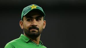 Misbah-ul-Haq's botched selection strategy not helping as Pakistan's T20I  credentials continue to slide