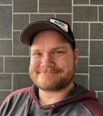 Kendra Crosby's Instagram, Twitter & Facebook