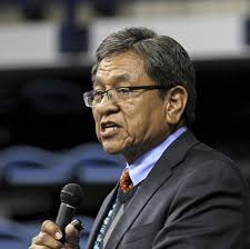 Begaye vetoes change to tribe's employment law