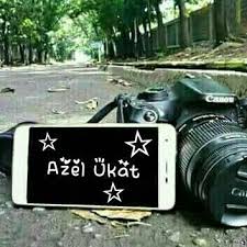 Kekuatan novel ini terletak pada sentilan humaniora tentang pentingnya pendidikan sekolah dan sekaligus kuatnya moral agama. Kaidah Kebahasaan Dari Novel Sang Pemimpitolong Dijawab Senin Dikumpulkan Brainly Co Id