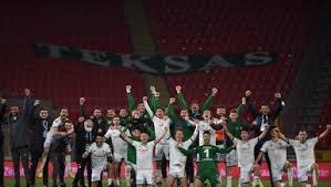 Maybe you would like to learn more about one of these? Bursasporlu Futbolcular Degerine Deger Katti En Degerli Isimler Fotomac