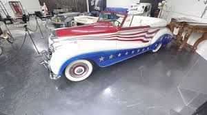 This museum not only preserves classic cars, it offers you a chance to ride in them every week. Hollywood Cars Museum Classic Film And Tv Vehicles