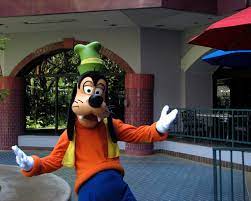 An Amazing Reddit Ama Revealed The Ridiculous Heartbreaking Reality Of Playing Goofy At Disney World Disney Disney World Goofy
