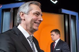 KDH so Smerom, alebo bez Smeru? Ako to vidia v hnutí (anketa) — Denník N