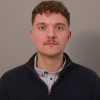 3900+ "Daus" profiles