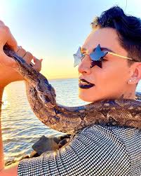 Comenta si bienes de tik tok para mandarte un saludo. #kunno #samuellopez.