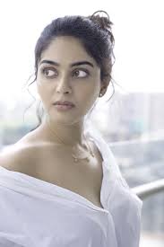 40+ Vaibhavi Shandilya Photos: Find Latest HD Images, Pictures, Stills &  Pics - Filmibeat