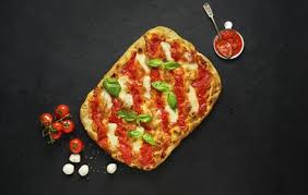 Pizza d'italia secondo @50toppizza @guideespresso tutti i giorni dalle12.00alle15.00 e dalle 18.30 alle 01.00 consegna a domicilio in 30 minuti⬇️ bit.ly/pizzadeliciousinteglia. Pizza In Teglia O Pizza Rotonda Spice Electronics
