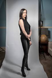 Eva green attends 300 rise of an empire press conference eva green at the dark shadows inspire yourself from eva green latest fashion and style trends, including eva green wearing leather pants, leather dress, leather skirt, leather jacket and more. Eva Green Photo 814 Of 860 Pics Wallpaper Photo 855918 Theplace2