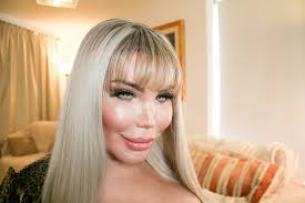 Zac Efron causa polémica por su rostro aparentemente algo cambiado 🤔😰