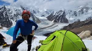 한국 정통 아웃도어 트렉스타 소개, 패션, 신발, 잡화 등 시즌 상품 및 look book 제공 Ibyehfcuzveo M