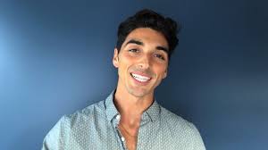 29 year old actor #20. Taylor Zakhar Perez Says He S Not Dating The Kissing Booth Co Star Joey King