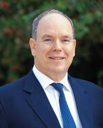 T H E E X C L U S I V E P O R T M A G A Z I N E