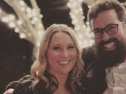 Fundraiser for Robyn Maddess by Chelsea Opp : Robyn's Fight Against Colon  Cancer