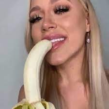 6 months ago 14:48 pornhub deepthroat, german. Who Is This Blonde Girl Deepthroating A Banana And Where Can I Find More Of Her 2 Replies 1000531 Namethatporn Com