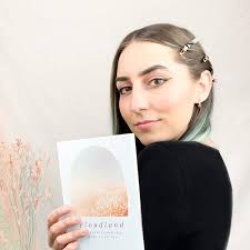 Morning Air, Morning Light: Smith, Regan Noelle: 9781737643302: Amazon.com:  Books