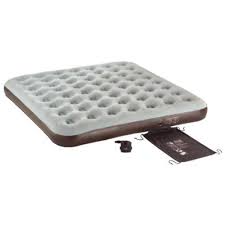 Even In Tight Spaces The Coleman King Size Air Mattress Gives Out Of Town Guests A Peacefu Air Mattress Camping Camping Queen Mattress King Size Air Mattress