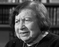 The Story of Edith Gross surviving World War II