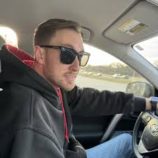 Peter Sanford and Danielle Blevins's Wedding Website