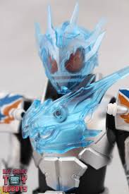 Banjou ryuga uses a new belt version to become kamen rider cross z charge! My Shiny Toy Robots Toybox Review S H Figuarts Kamen Rider Cross Z Charge