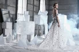Check spelling or type a new query. Mira Zwillinger Brautkollektion 2019 Hochzeit Um 3